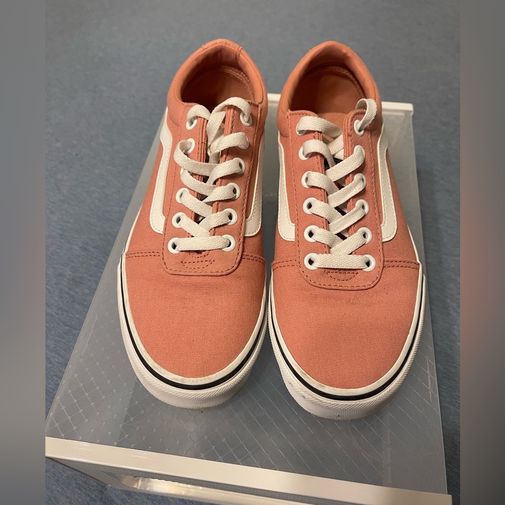 Pink vans. Women’s size 9
